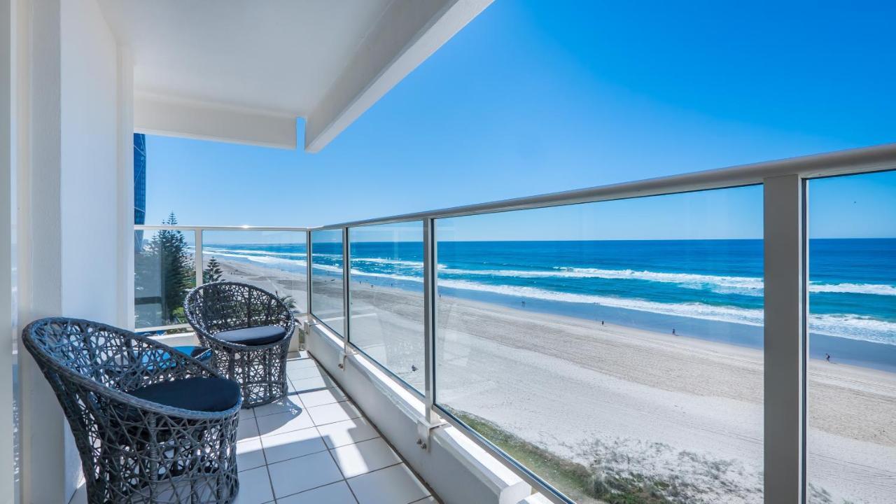 Viscount On The Beach Aparthotel Gold Coast Exterior foto