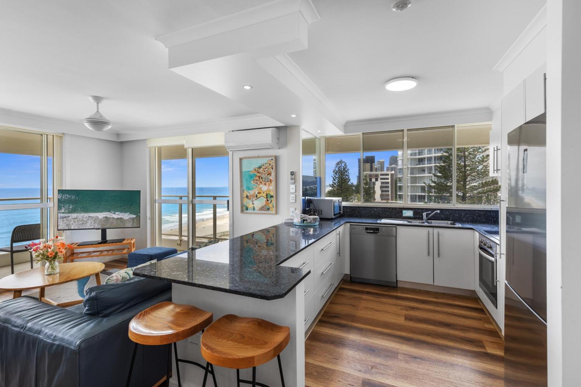 Viscount On The Beach Gold Coast Habitación foto