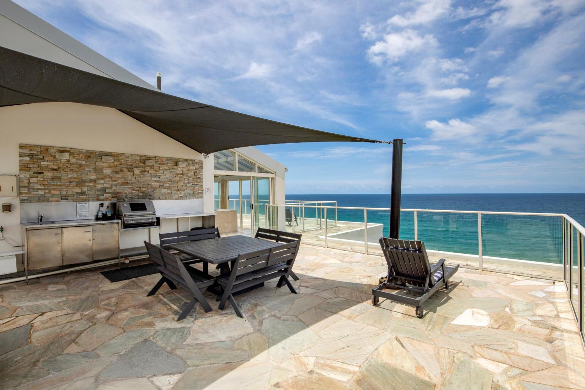Viscount On The Beach Gold Coast Exterior foto