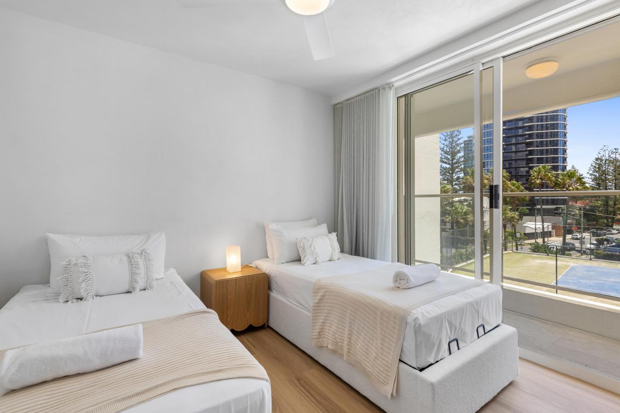 Viscount On The Beach Gold Coast Habitación foto
